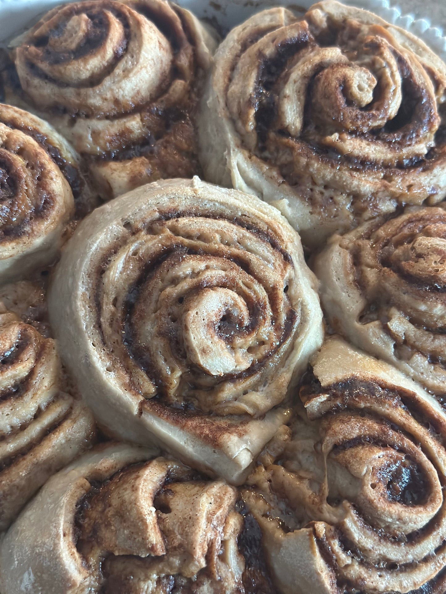 Cinnamon Rolls 4-pack